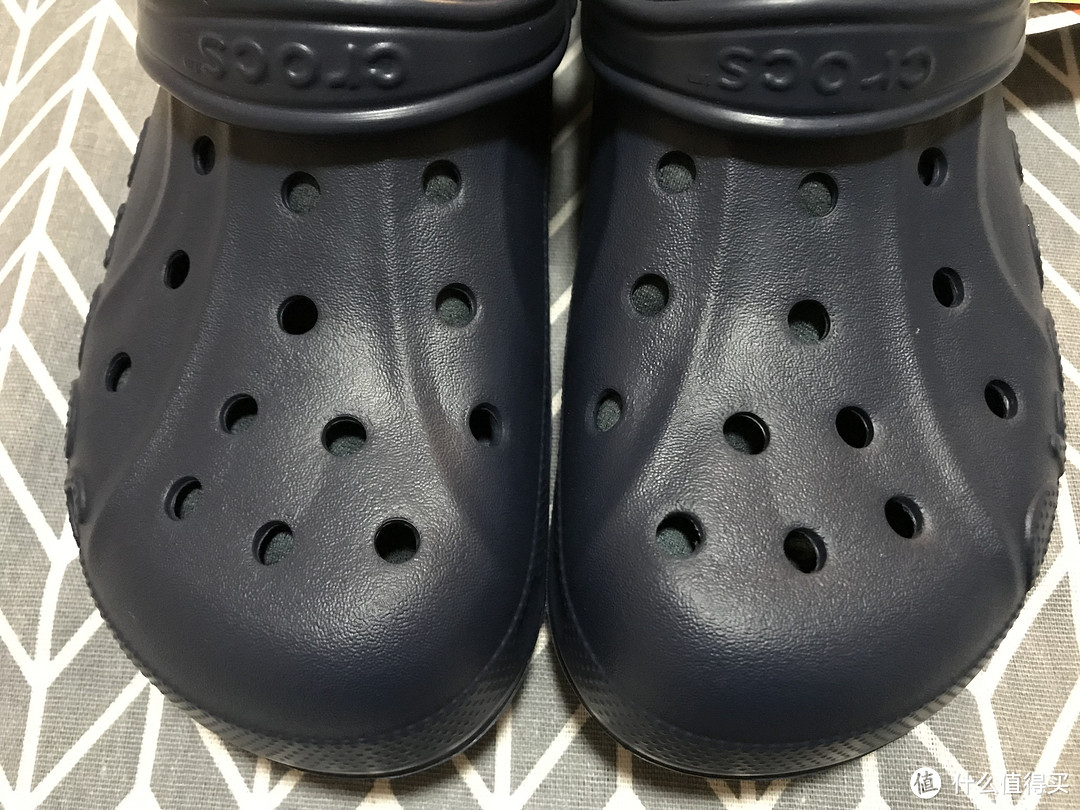 99块买的Crocs Baya加绒保暖洞洞鞋