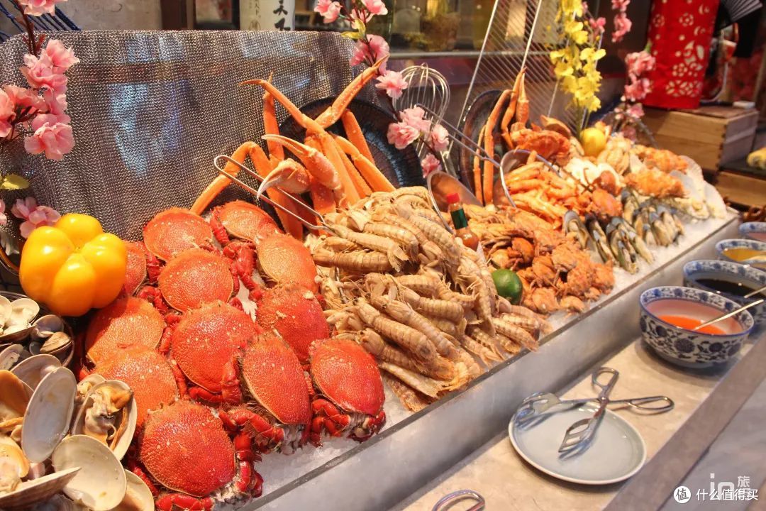 当脑洞大开的想象变成现实，在阿里新开酒店“菲住布渴”体验未来生活
