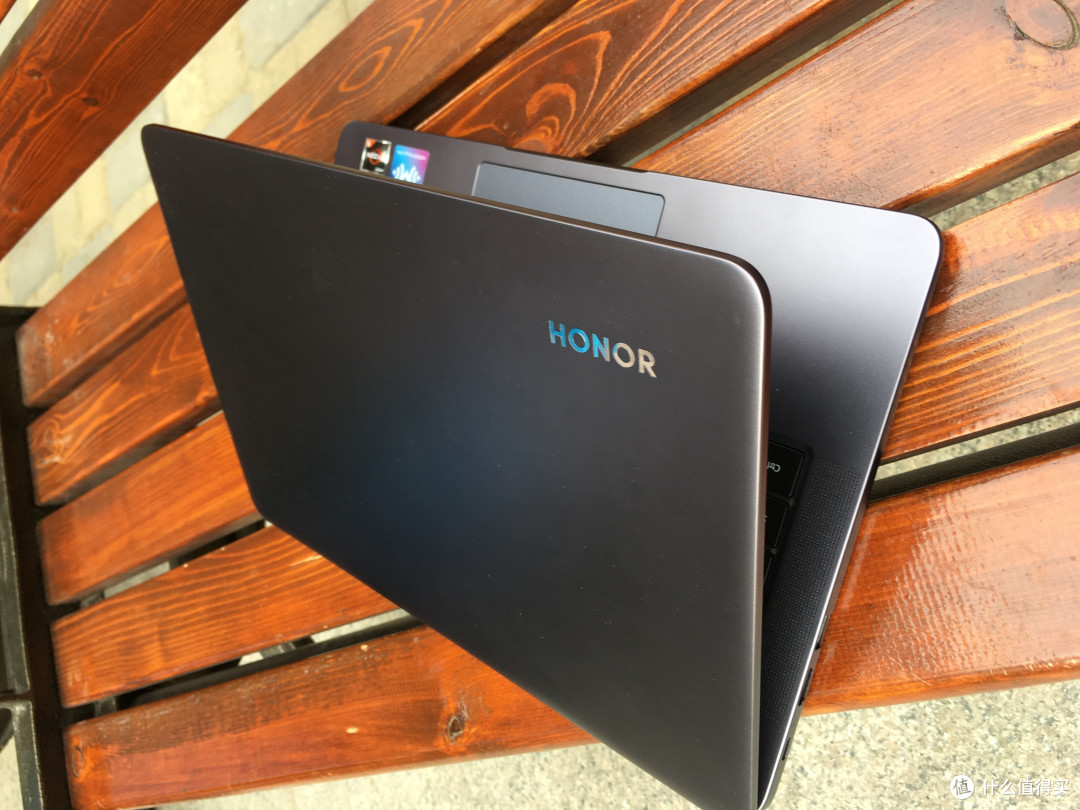荣耀MagicBook 2019锐龙版简单体验