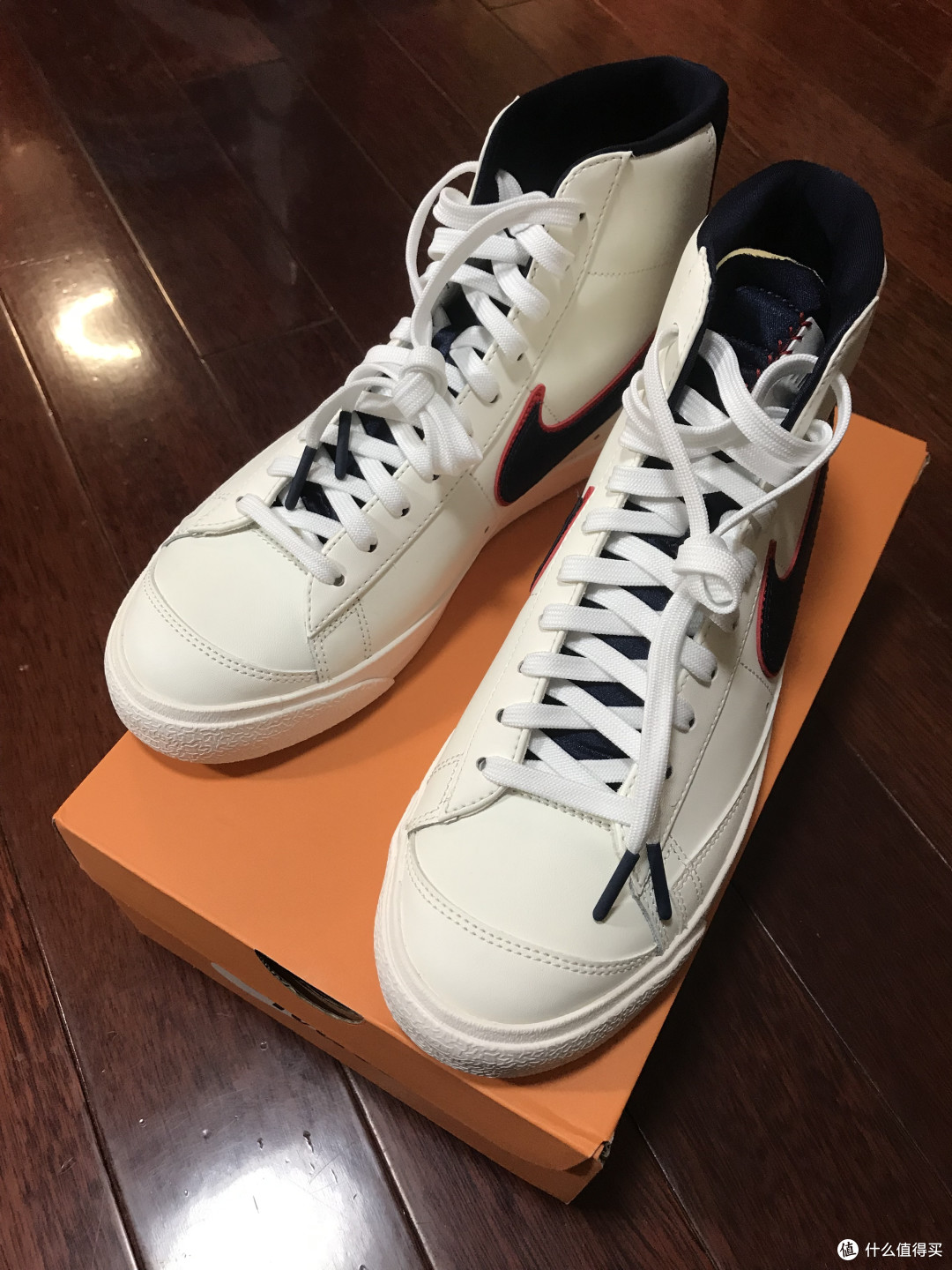 百搭别样配色的Nike Blazer Mid 77 VNTG
