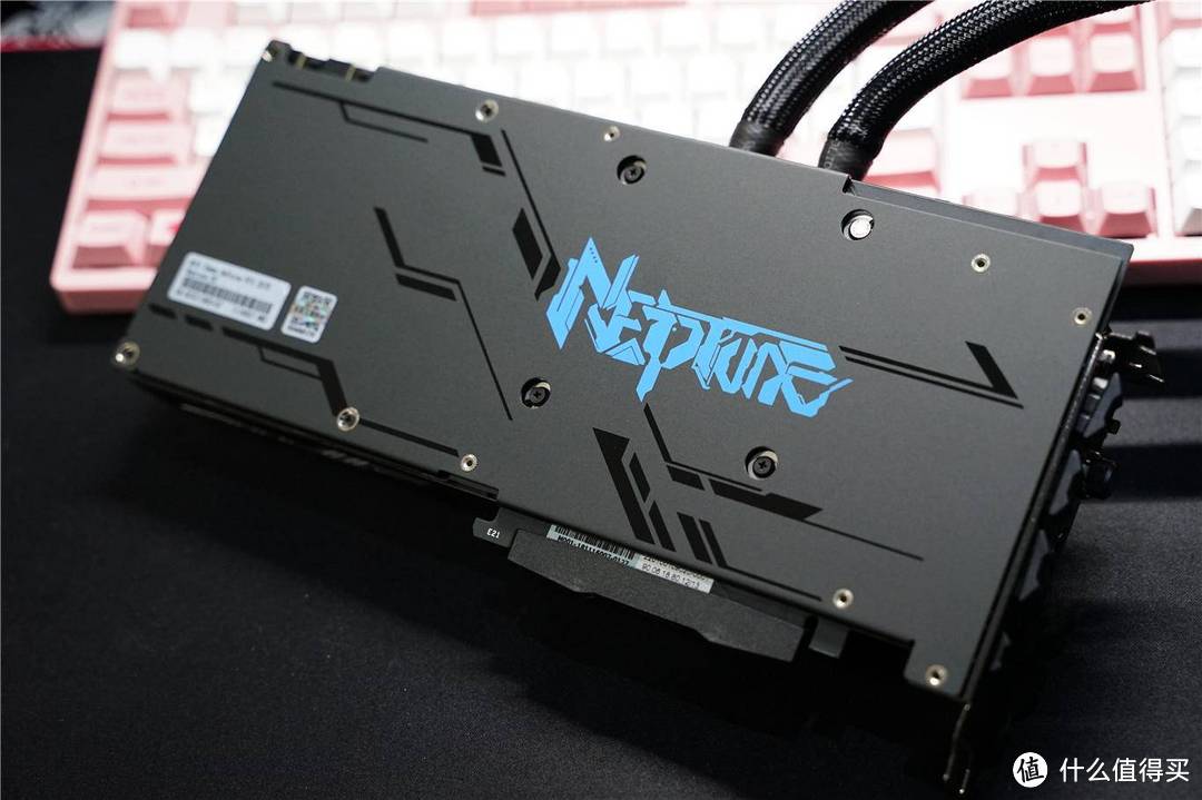 拆解，超频，压力测试看我玩爆水冷显卡——iGame GeForce RTX 2070 Neptune OC