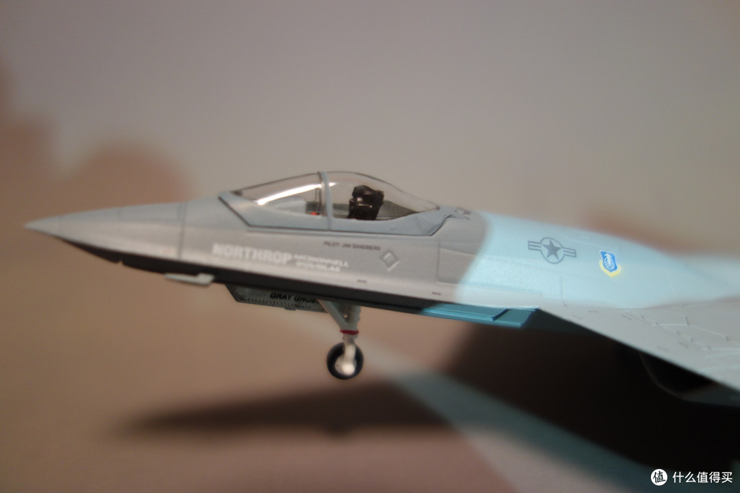 明明更先进却不配姓F 娘娘:喵???YF-23 1/144合金模型测评