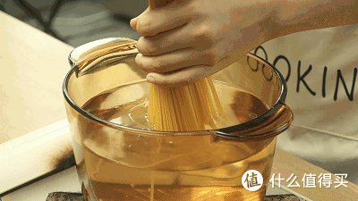 橄榄菜别再配粥,配这个更好吃!