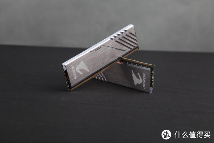 为了超频而生，技嘉Z390 AORUS XTREME开箱超频实测。