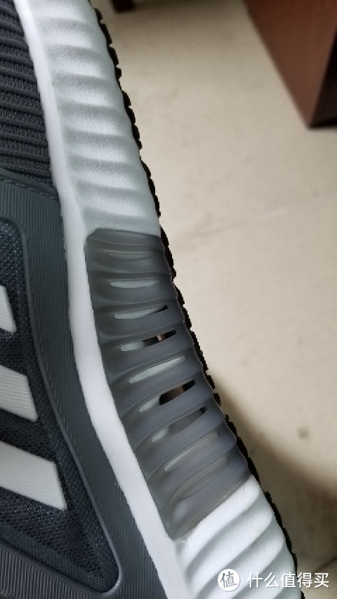 AdidasCLIMACOOL vent m新款耐磨减震网面跑步鞋初测