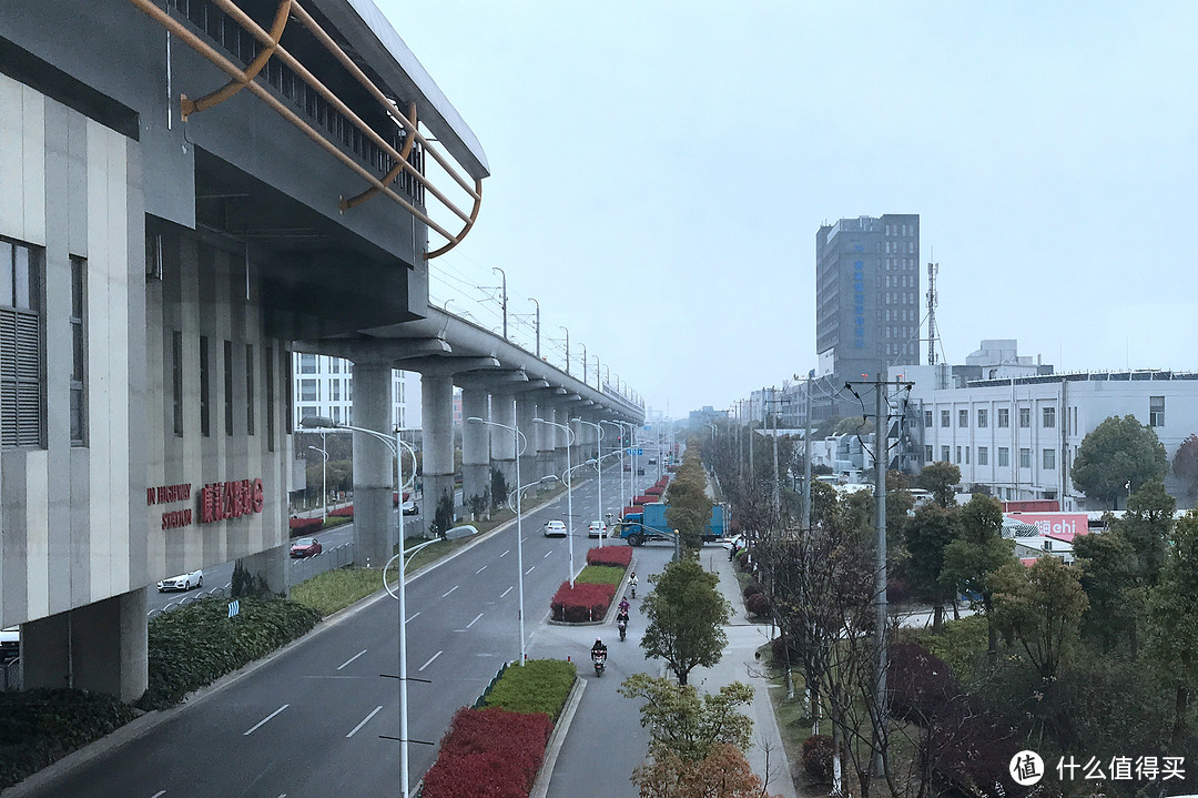 上海地铁康新公路站图片