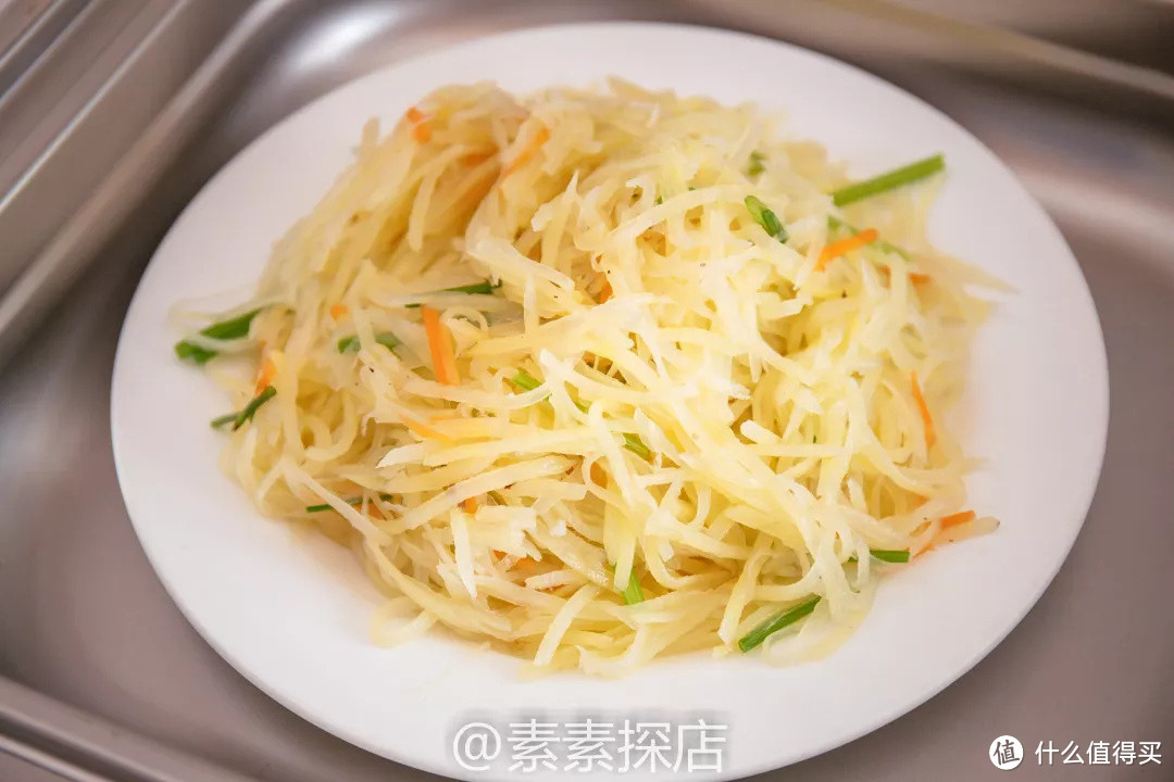 素素探店丨去什么清迈、芽庄、圣托里尼?春天就该来石头山庄过把田园慢生活!