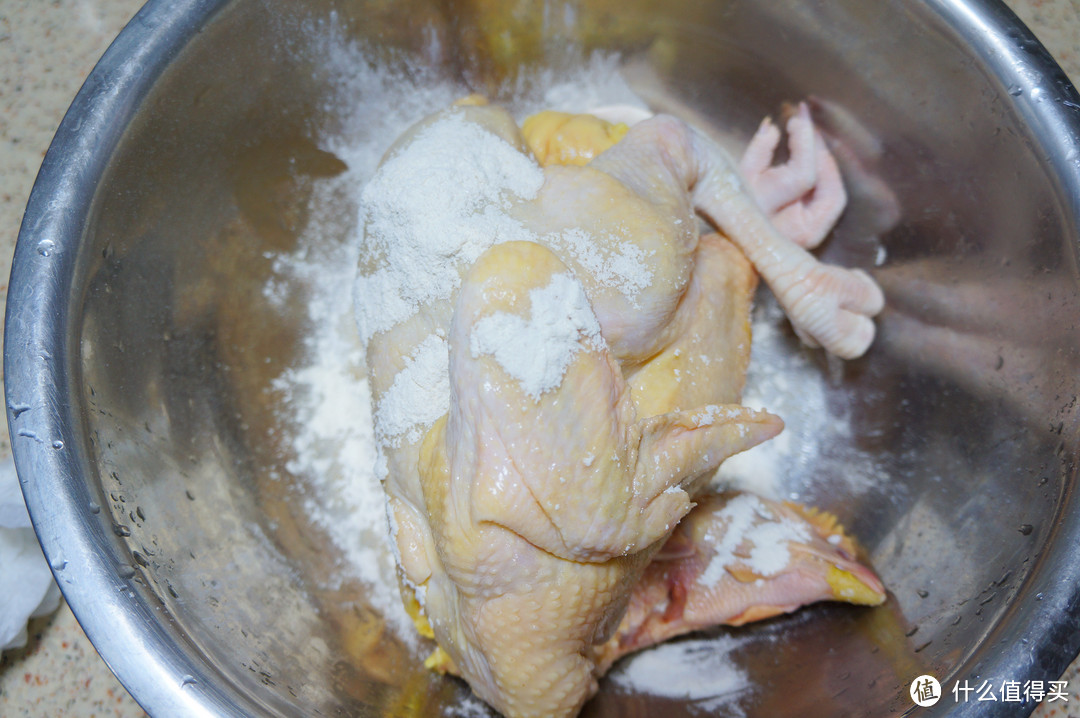 连着做了几次鸡，分享下如何做一只好吃的盐焗鸡