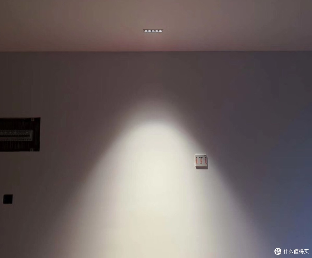 复杂灯具的透镜组合的光型修正