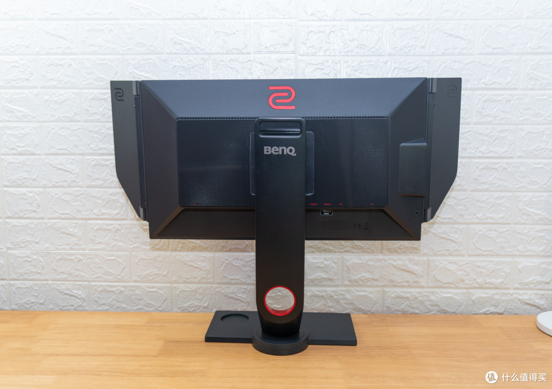 240Hz+1080p，或许这才是专业电竞显示器该有的样子！卓威XL2540测评