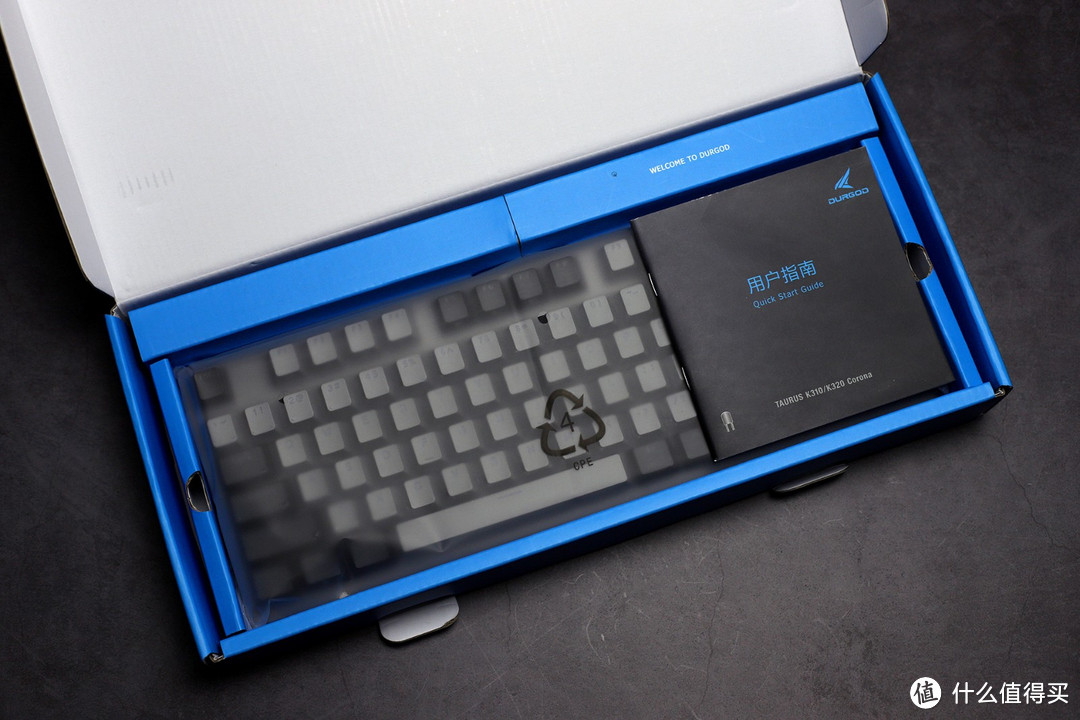发着白光的游戏利器，杜伽K320深空灰银轴机械键盘体验