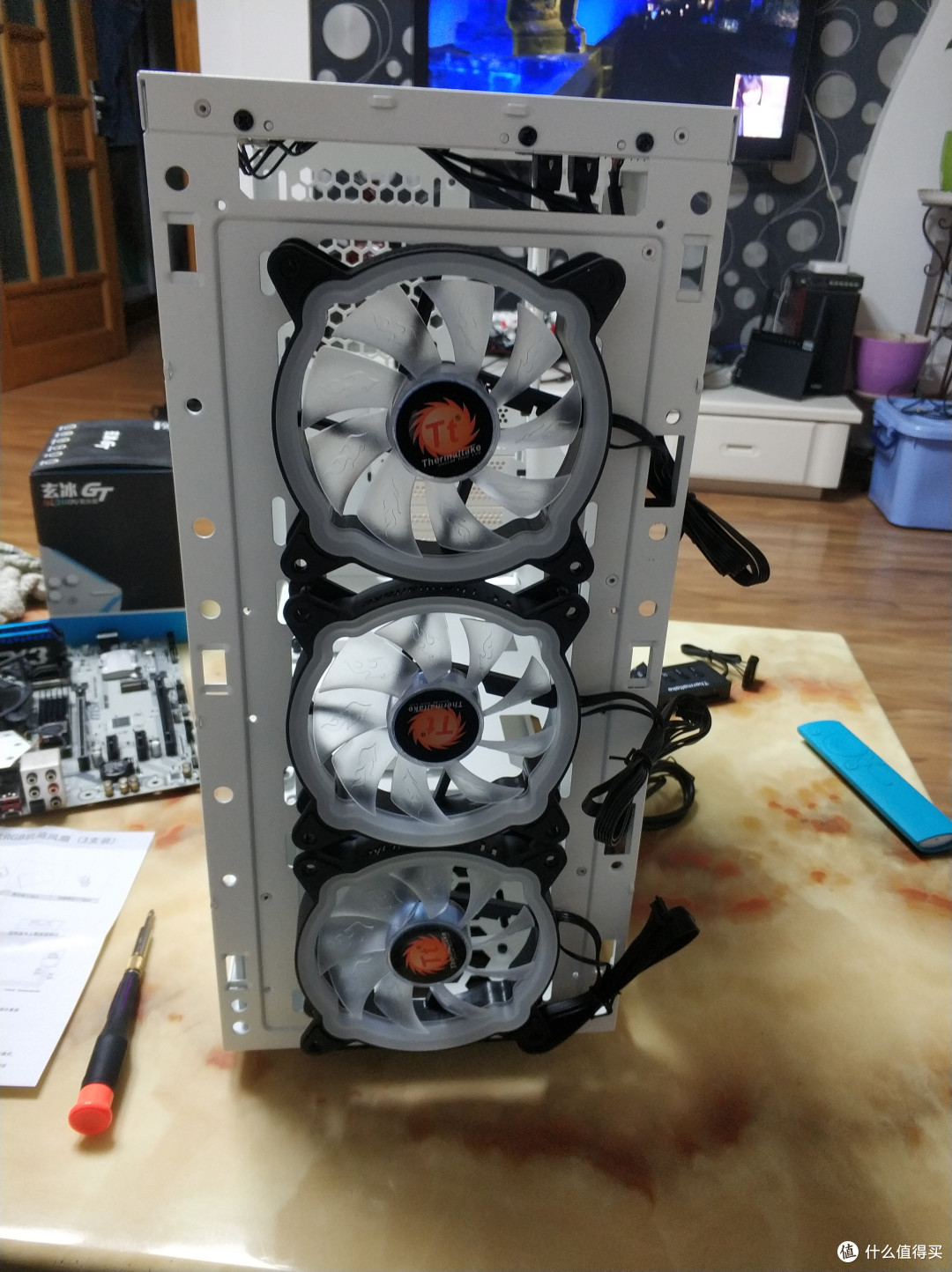 神说要有光,Tt挑战者H3 RGB套装体验,RGB灯效和做工都值得一看的评测