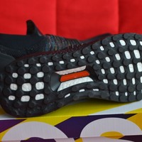 阿迪达斯 UltraBOOST Laceless 女士跑鞋 1号黑色 37使用总结(鞋底|外底|收口|鞋垫)