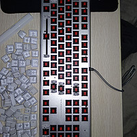 雷神 白幽灵K7 键盘使用体验(尺寸|防水|按键|接口|背光)