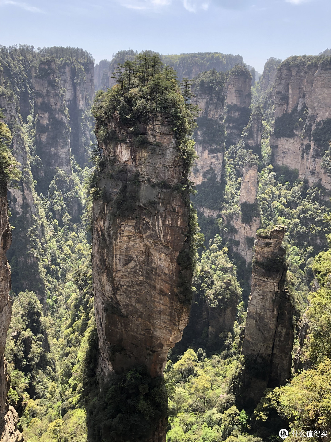 乾坤柱,阿凡达悬浮山取景原型