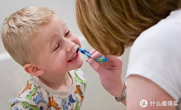 宝宝刷牙问题大集合及5款牙膏测评，保护宝宝的好牙！