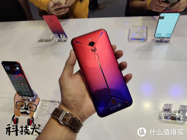 联想Z6 Pro预约量破40万 一张图看懂努比亚红魔3