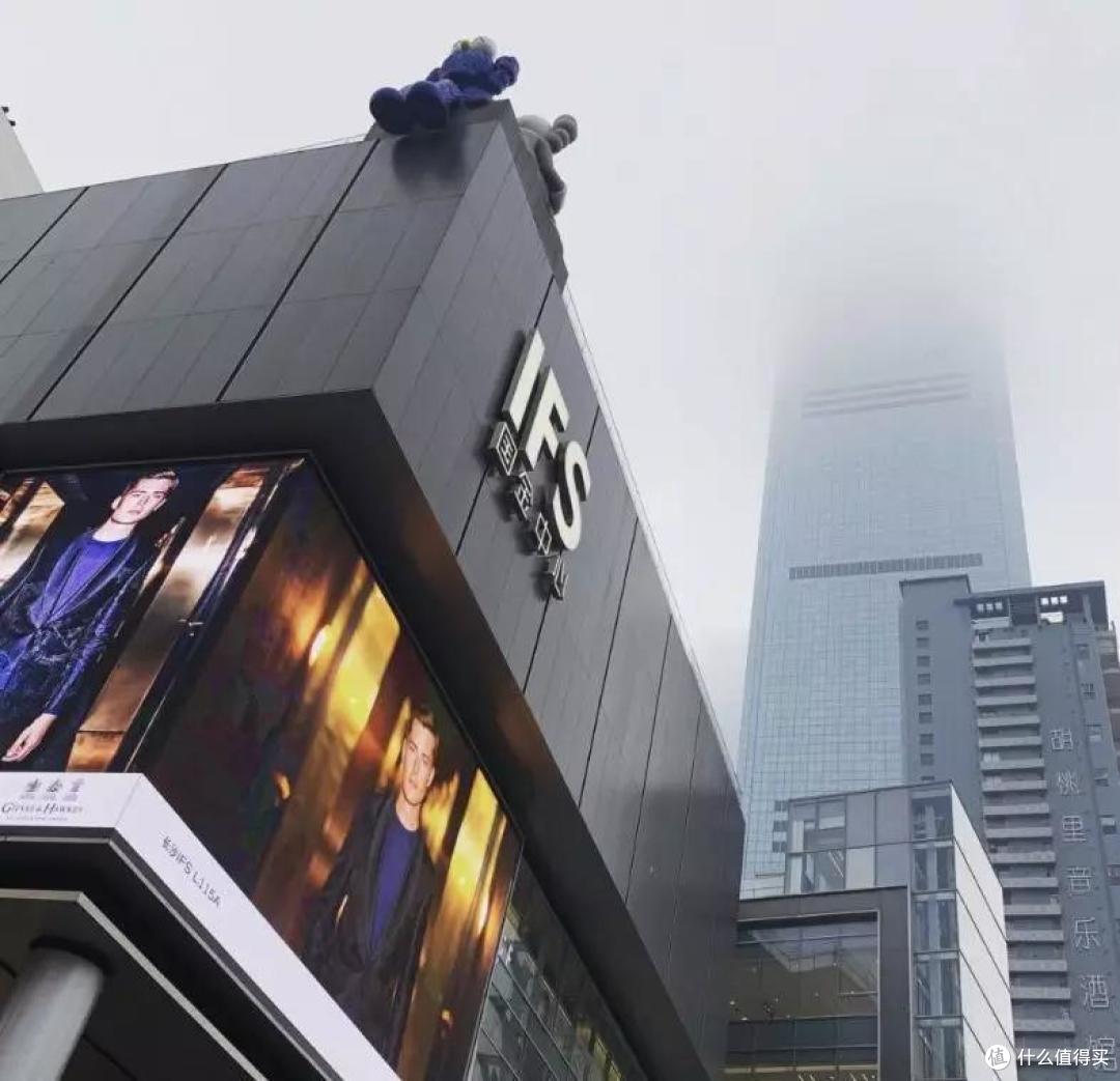 每座城的IFS都标配尼依格罗？这个香港奢牌旗下的“小鲜肉”到底有何魔力！