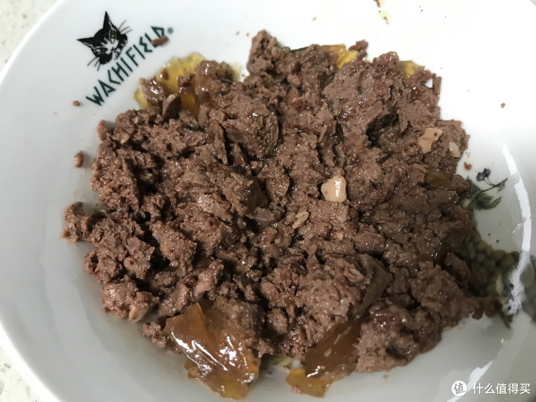 胶很少，肉真的很实！然后内脏也挺多的～但总的来说我觉得性价比还不错