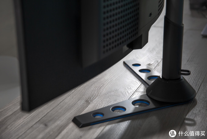 目前最大尺寸的超宽高刷新率显示器 —— Legion Y44w 上手体验