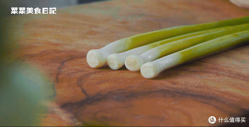 这道菜小小一片肉，能下三勺米饭！看一眼就馋哭你！