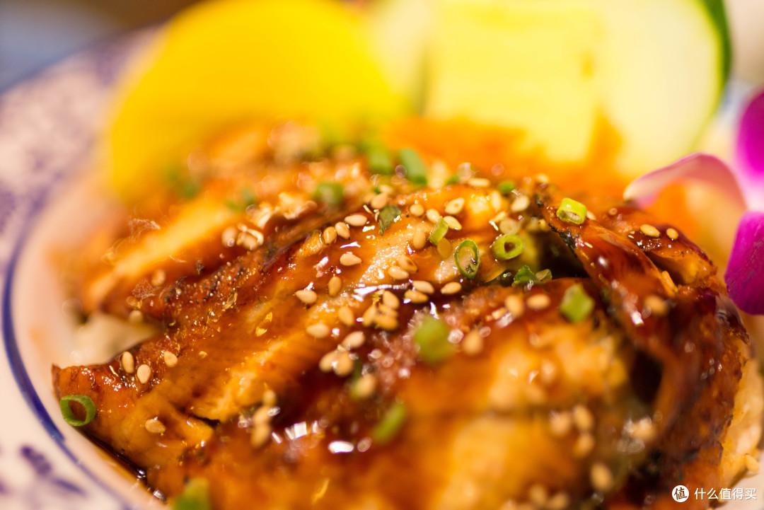 喫饭食堂第一个字怎么念?