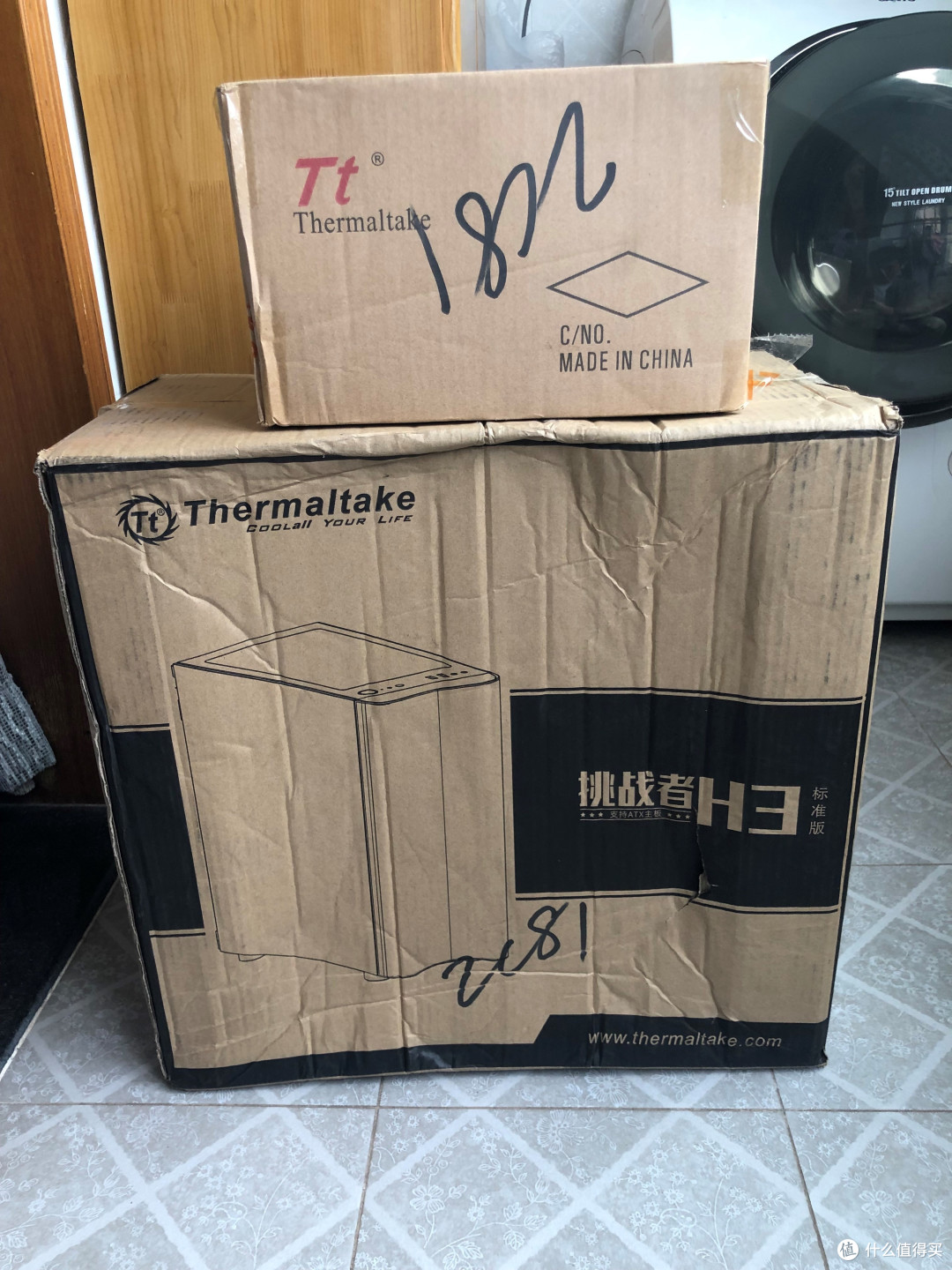 单色光污染升级跑马灯!Thermaltake曜越挑战者H3机箱RGB套装初体验