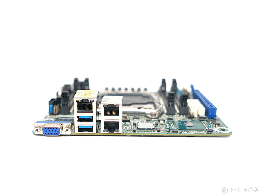 AsrockRack C422 WSI / Benq PD2720U打造18核RTX4000专业ITX工作站