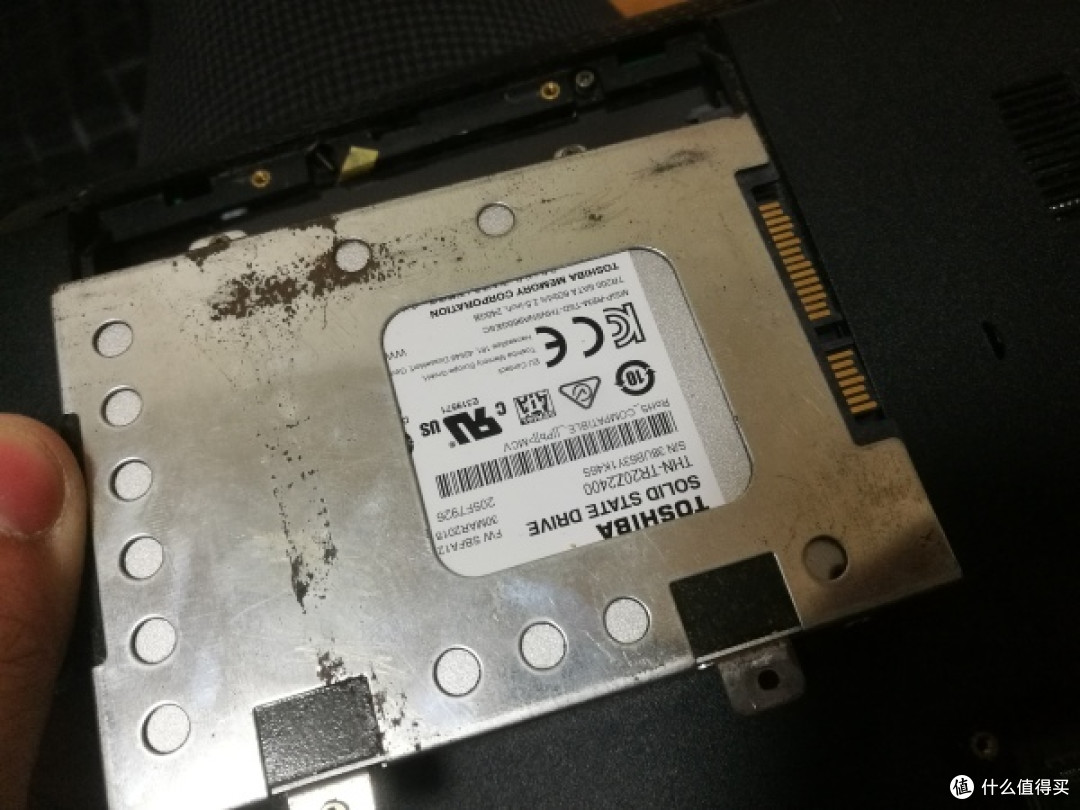 华硕K42J拆机清灰换CPU:I5换I3