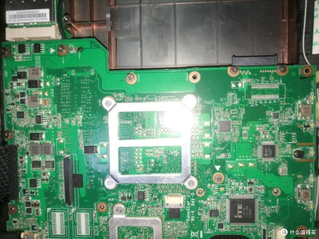 华硕K42J拆机清灰换CPU:I5换I3