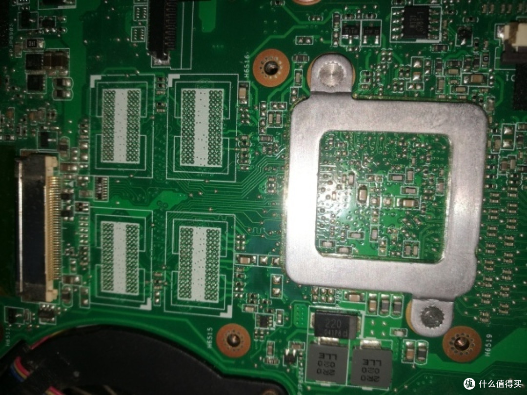 华硕K42J拆机清灰换CPU:I5换I3