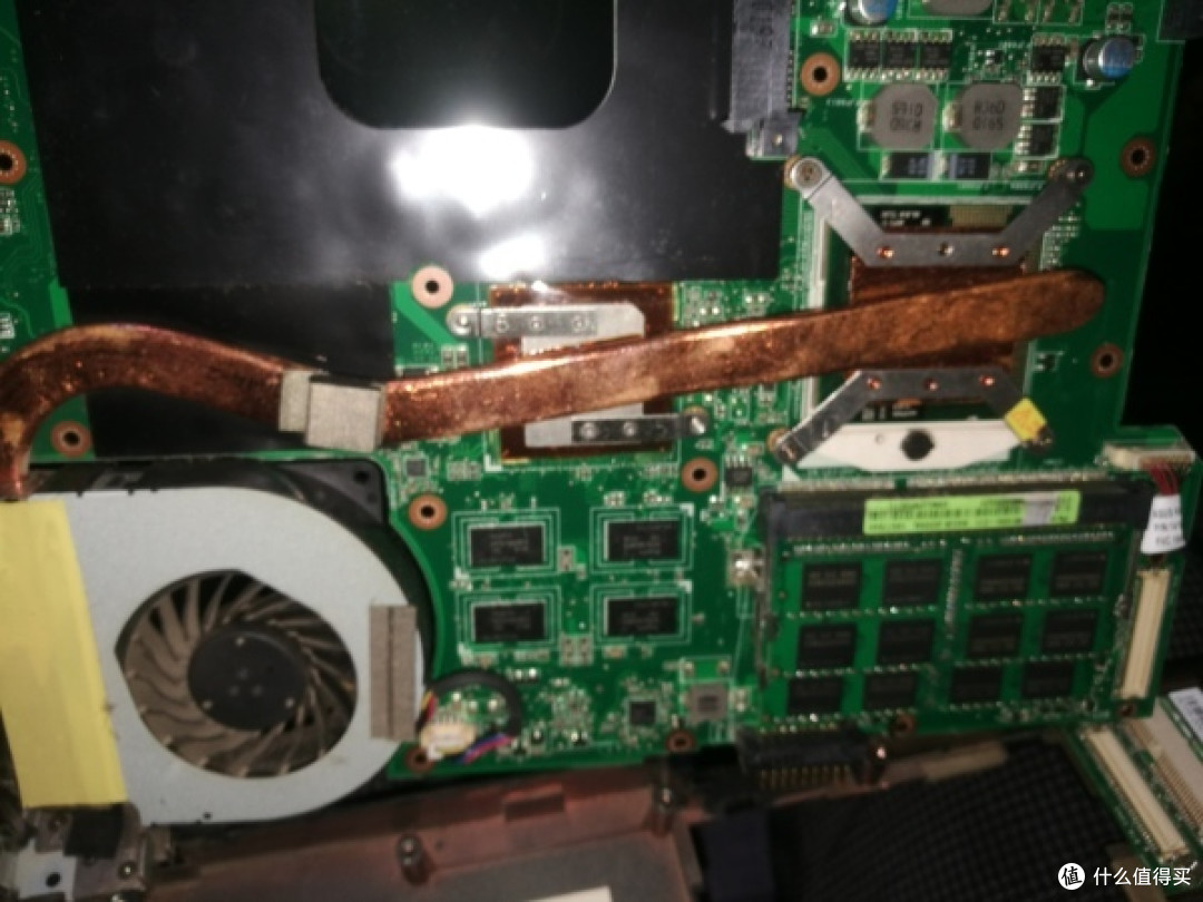 华硕K42J拆机清灰换CPU:I5换I3