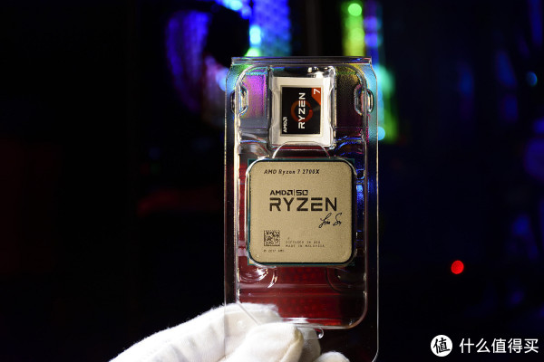 再就是AMD Ryzen 7 2700X 五十周年纪念版特别的2700x