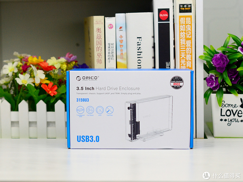 奥睿科3.5寸USB3.0透明支架式移动硬盘盒：美感源于科技，精致来自细节