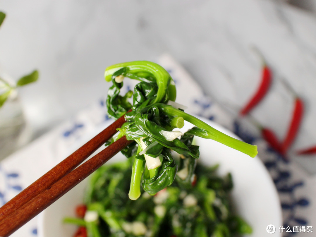 立夏吃凉拌菜，脆嫩清甜比肉香，拌一拌10分钟上桌，好吃不长肉