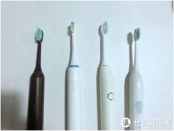 千山、萌牙、严选、素士横向测评：谁说便宜的电动牙刷不好用？
