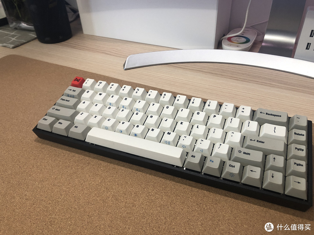 AKKO Maxkey Tada68 PRO 68键樱桃轴机械键盘 白色背光 PBT键帽