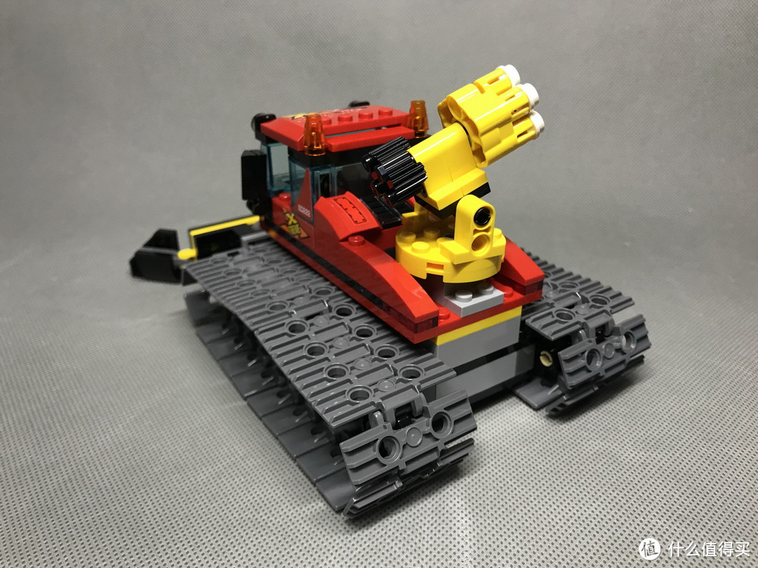 这个扫雪车还可以打炮：LEGO 乐高 城市系列 60222 套装
