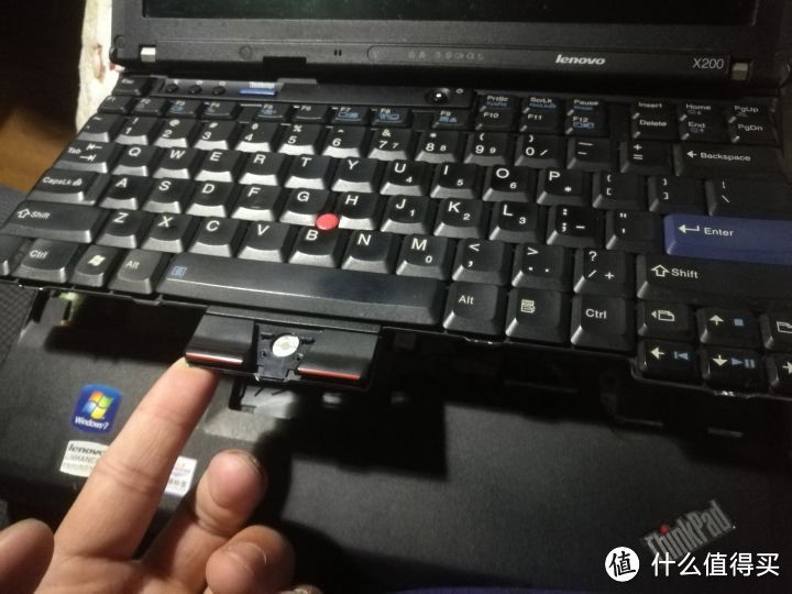 ThinkPad X200笔记本换主板教程