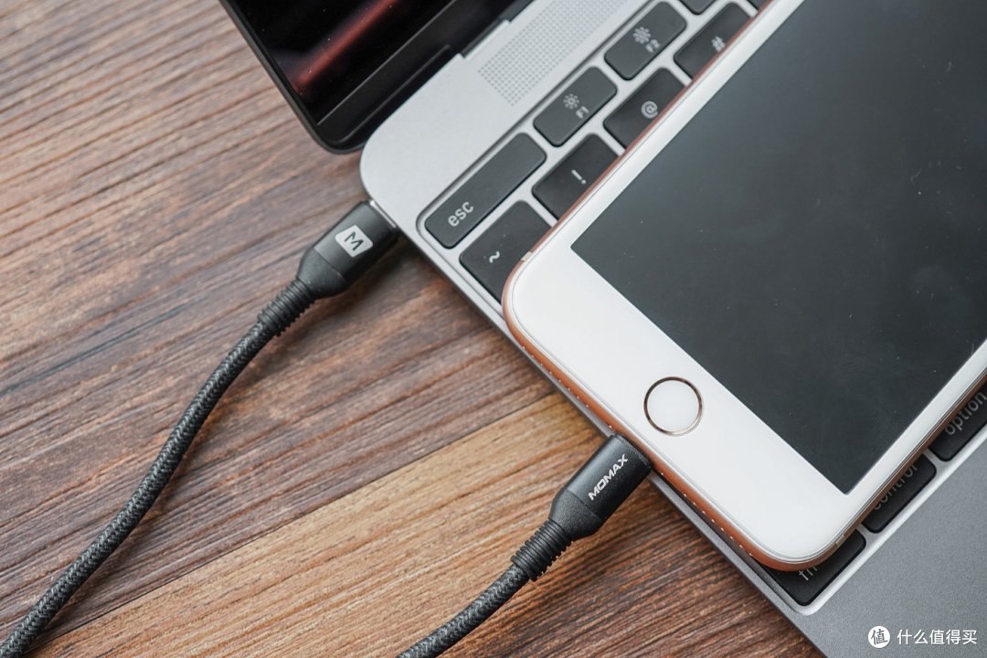 iPhone充电太慢了,试试摩米士PD快充线?