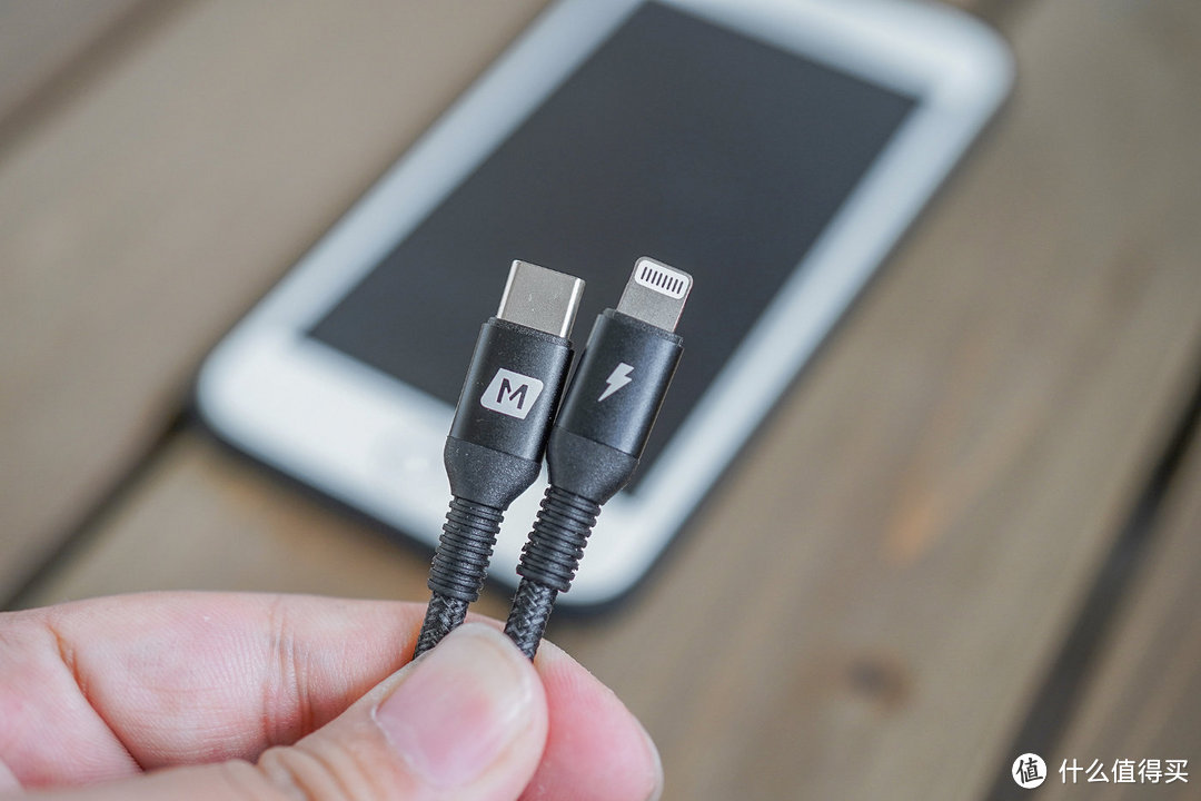iPhone充电太慢了,试试摩米士PD快充线?