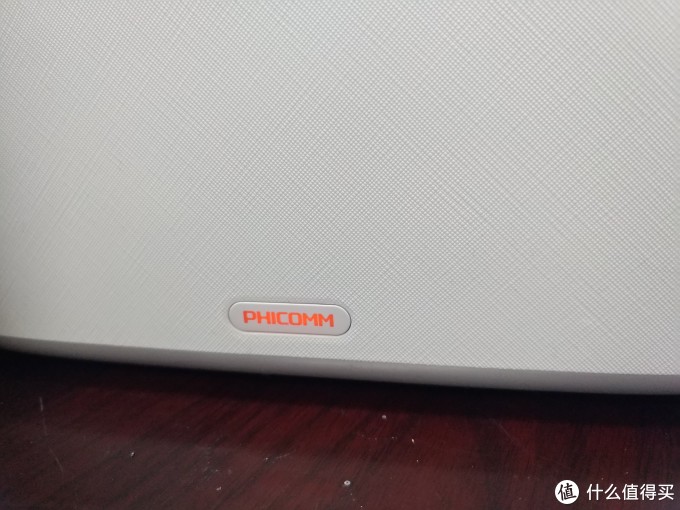 专门收拾了下桌面,附可能是这波活动最老的显示器