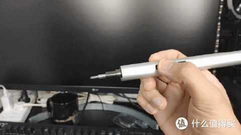 迷你电动螺丝刀挑战电脑维护(上):懒人必备or鸡肋产品?