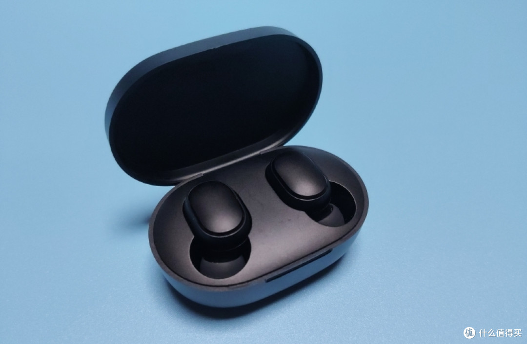Redmi AirDots真无线蓝牙耳机简评,续航强劲佩戴舒适