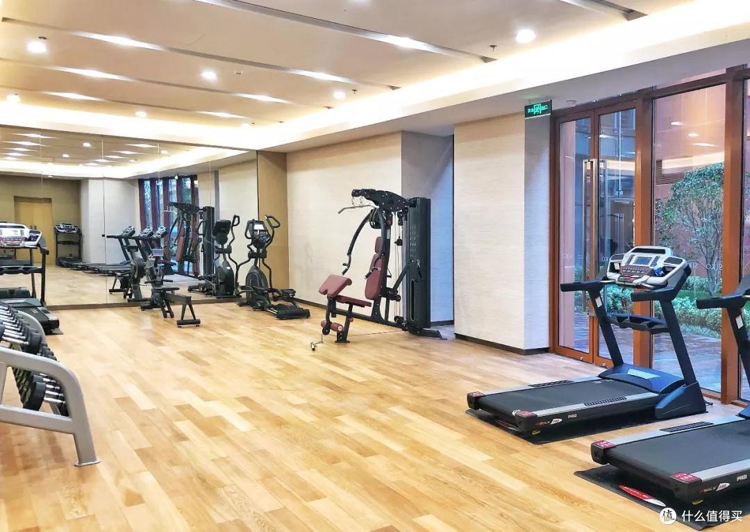 湖景无边泳池、专属游艇...亲测苏州阳澄湖畔“度假新贵”,怎一个美字了得!