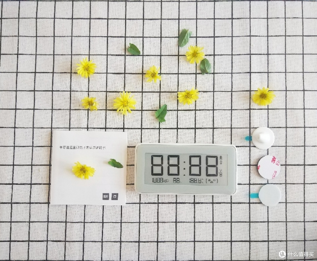 乍暖还寒的季节,你需要一个知冷暖,懂干湿的米家温湿监测电子表