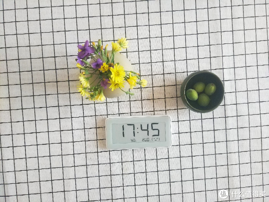 乍暖还寒的季节,你需要一个知冷暖,懂干湿的米家温湿监测电子表