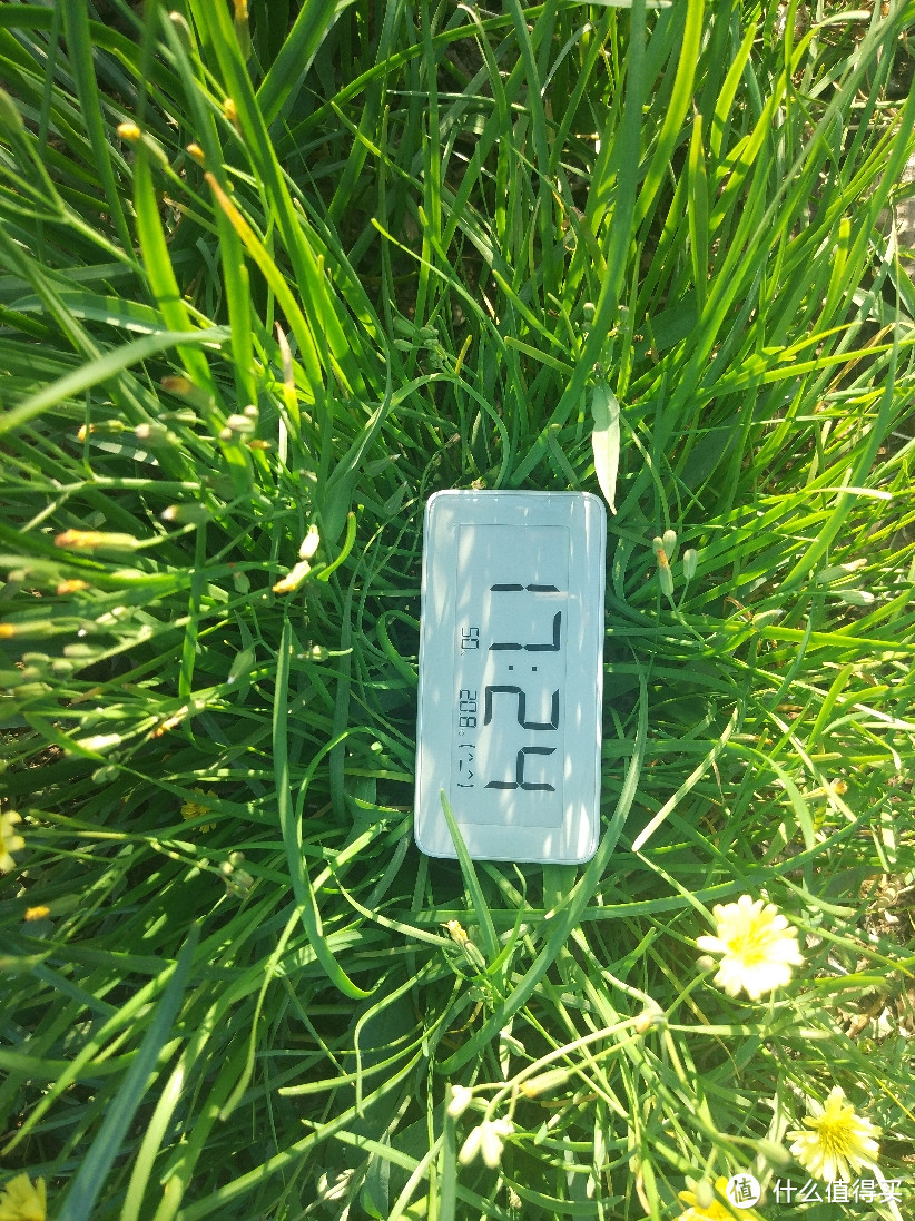 乍暖还寒的季节,你需要一个知冷暖,懂干湿的米家温湿监测电子表