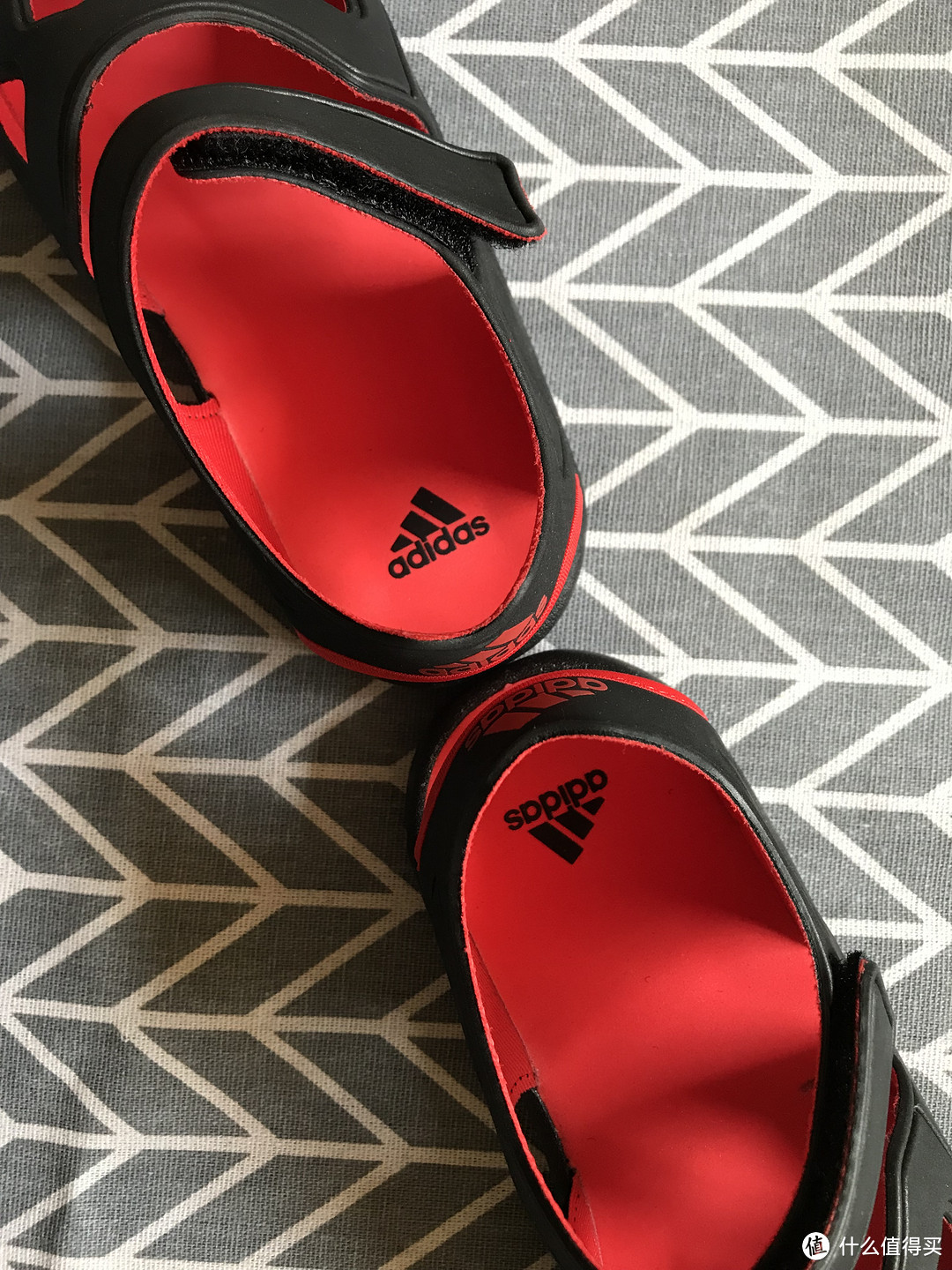 Adidas FORTASWIM 2 儿童凉鞋