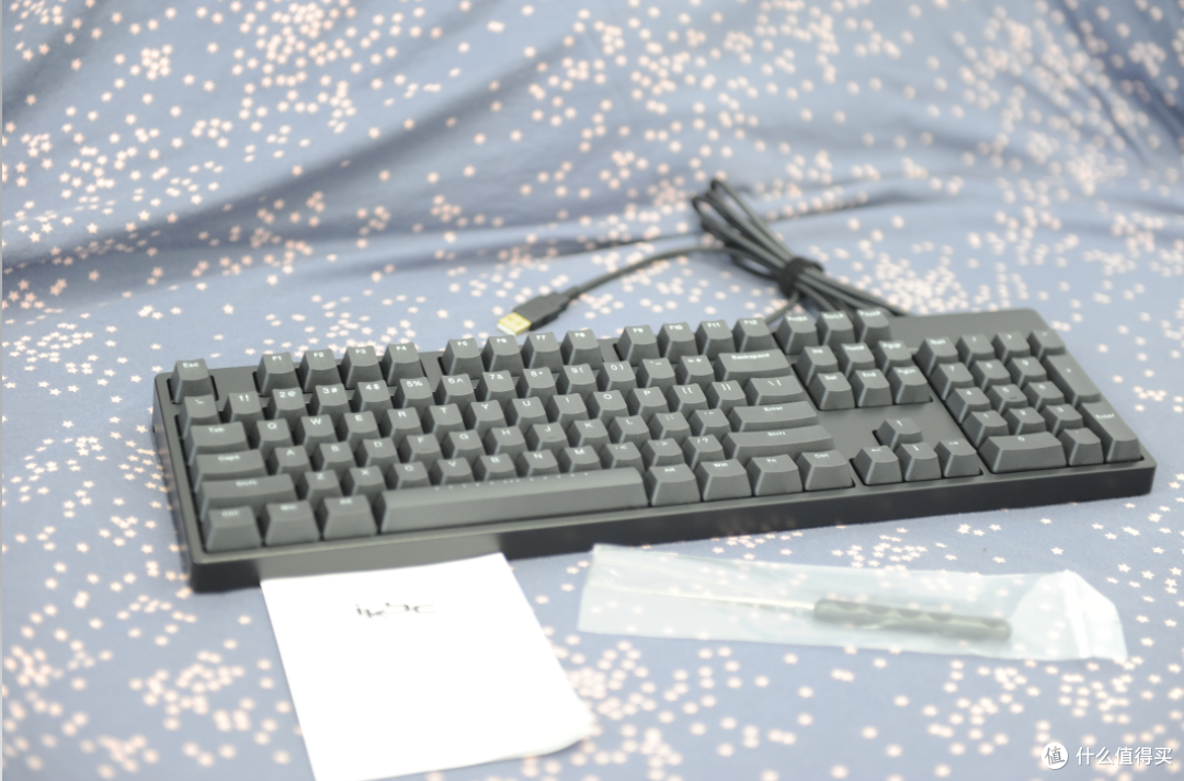 机械键盘入坑：iKBC C104 红轴 机械键盘